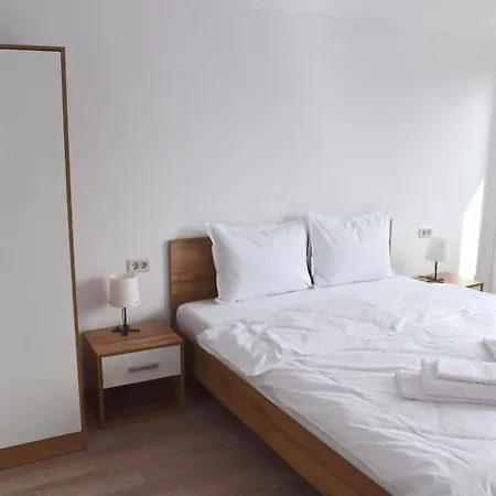 Cosy&Minimalistic Apartments - Haret Building Sinaia Esterno foto