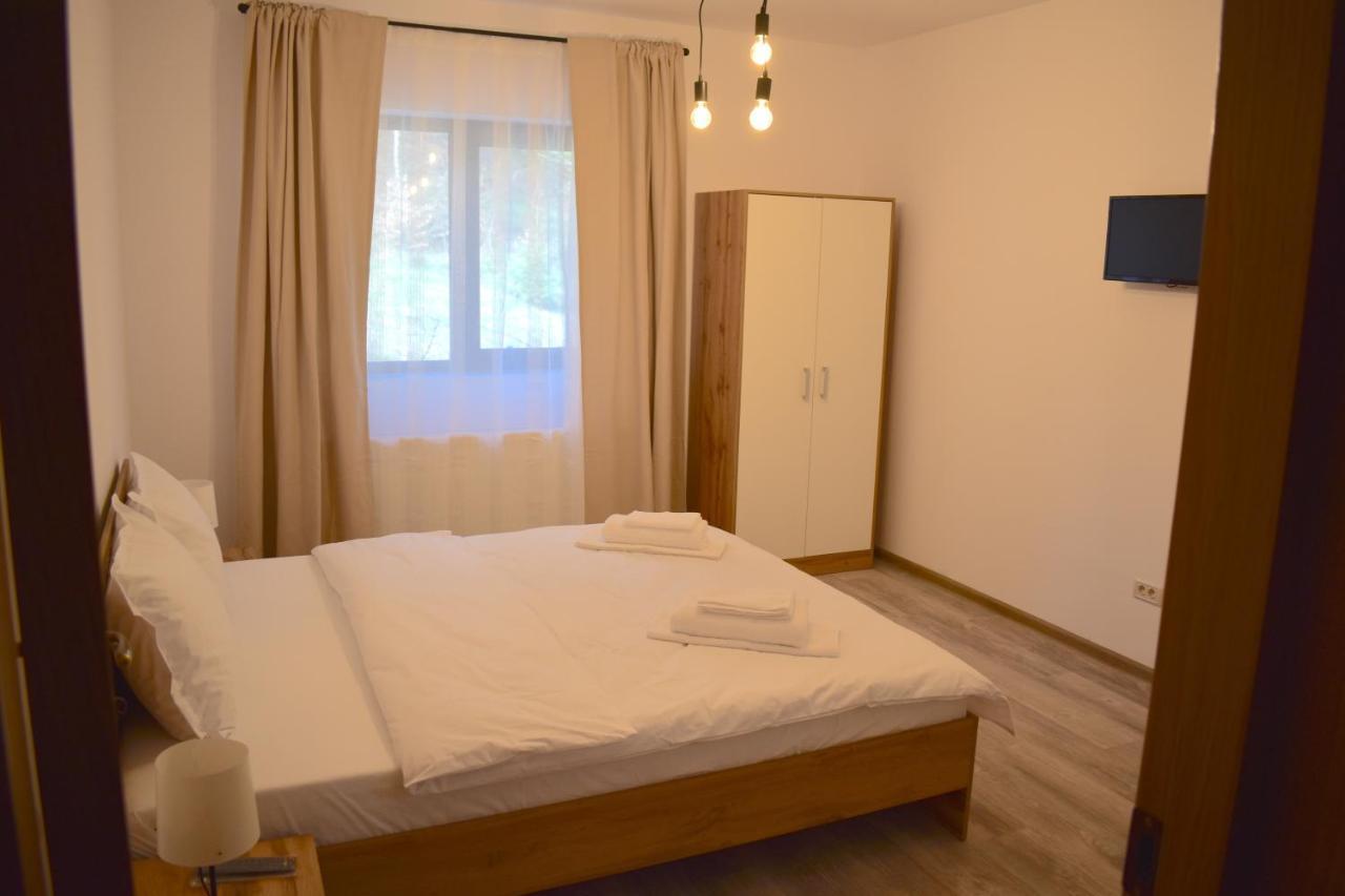 Cosy&minimalistic - Haret Building