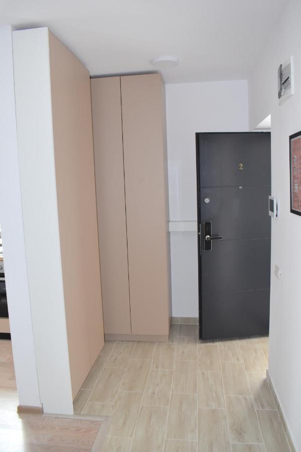 Cosy&minimalistic - Haret Building Apartamento