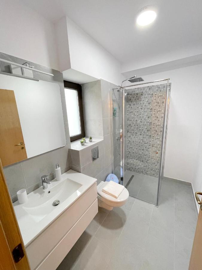Apartamento Cosy&minimalistic - Haret Building Sinaia