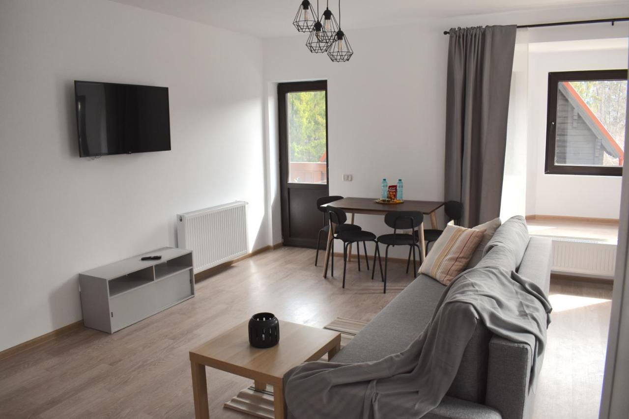 Cosy&minimalistic - Haret Building