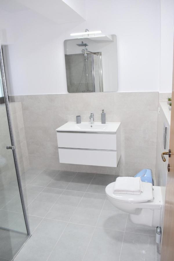 Cosy&minimalistic - Haret Building Apartment